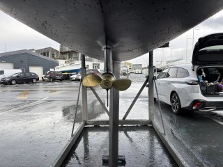 André Mauric Design - Clipper MC