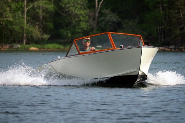 Glen-L Boat Designs - 19' Runabout
