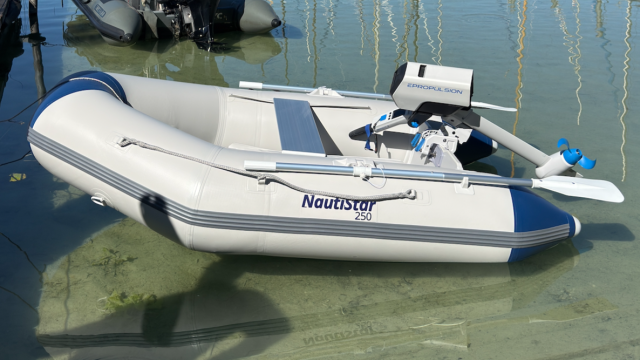 Bucher & Walt - NautiStar 250