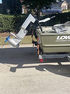 Lowe - L1648M AURA