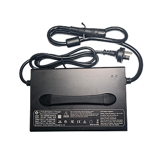 Spirit Battery Fast Charger Ultra