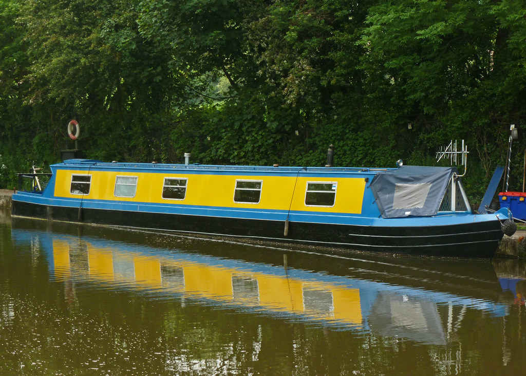 Narrow boats powered by ePropulsion electric motors