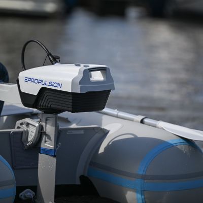 How Long Do Outboard Motors Last: A Newbie's Guide