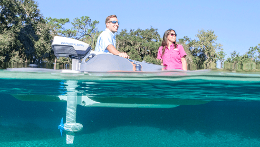 Electric Outboard Motors: All You Need to Know (Best Picks in 2023)