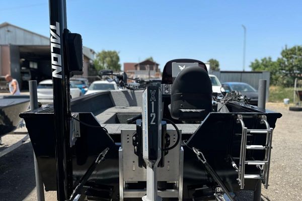 Tangiri Boat Strin 460