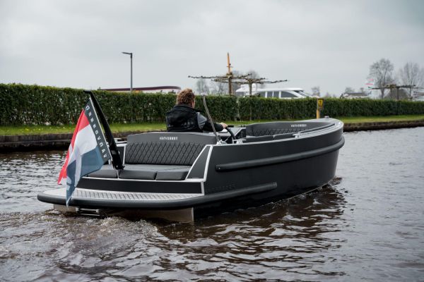 Van Vossen E-Tender 650