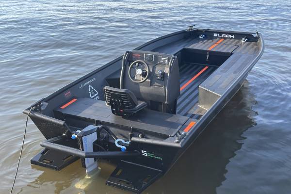 Black Workboats BJ 500 PRO23