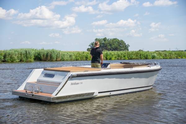 Reitdieper 735 Tender