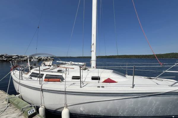 Catalina Yachts C30