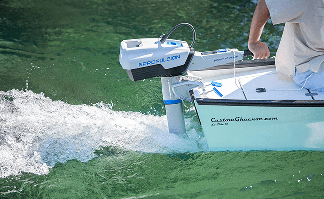 3 HP Outboard Motors: Best Solutions for the Price, Speed & Weight