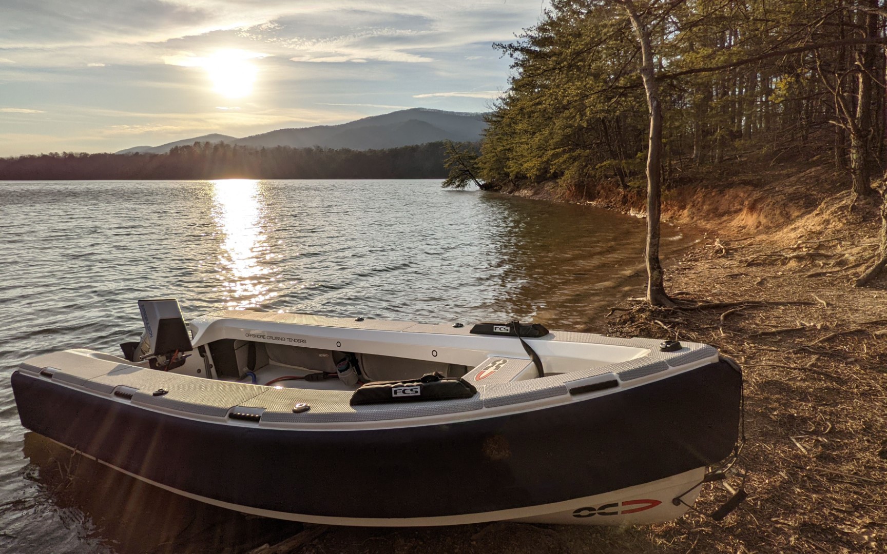 Dinghy Motor Buyer’s Guide Best Outboards for Inflatable, Rubber